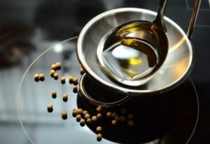 The Advantages of Incorporating Mustard Oil into Your Cooking for Health